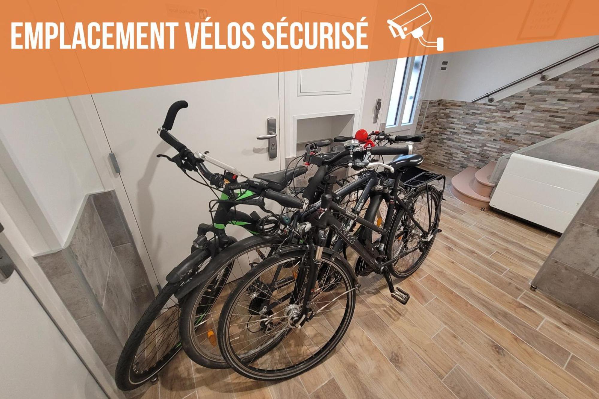 Promenade D'Automne - Netflix & Wifi - Climatisation- Parking Gratuit - Check-In 24H24 - Emplacement Velos - Goodmarning شالو أو شُمْبانيِ المظهر الخارجي الصورة